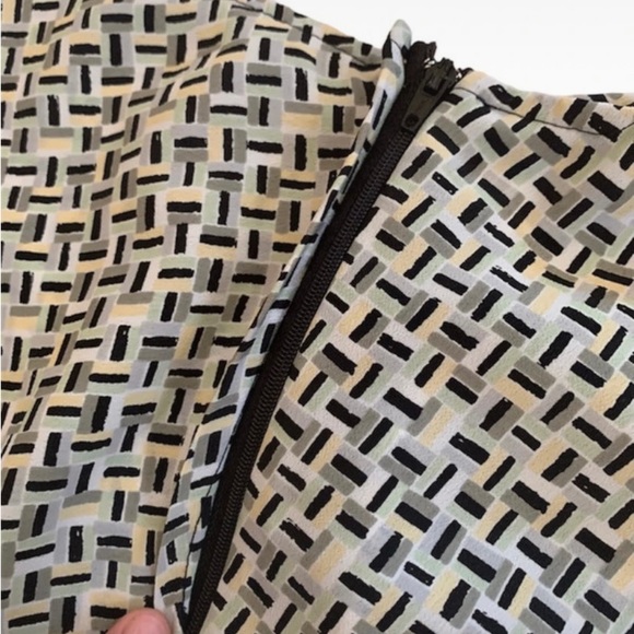 🌻Gorgeous Spring mini skirt🌻 - Picture 4 of 4